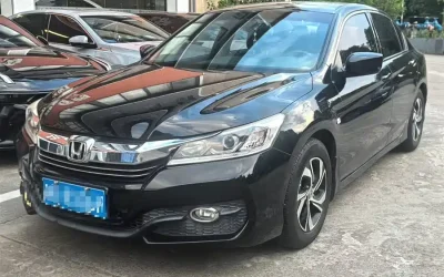 Honda Honda Jade в цвете и кузовом – это идеальный выбор среди китайских автомобилей. Доступная цена и надежность гарантированы.