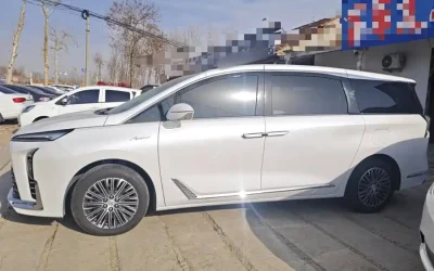 Audi Audi A8 в цвете и кузовом – это идеальный выбор среди китайских автомобилей. Доступная цена и надежность гарантированы.