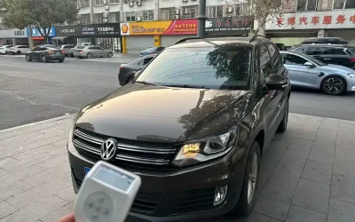 Volkswagen Volkswagen Magotan в цвете и кузовом – это идеальный выбор среди китайских автомобилей. Доступная цена и надежность гарантированы.