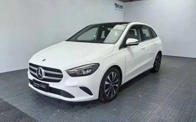Mercedes-Benz Mercedes-Benz E-Class в цвете и кузовом – это идеальный выбор среди китайских автомобилей. Доступная цена и надежность гарантированы.