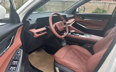 Audi Audi A8 в цвете и кузовом – это идеальный выбор среди китайских автомобилей. Доступная цена и надежность гарантированы.