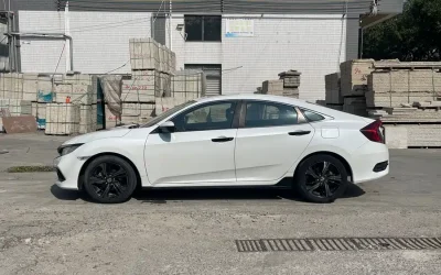 Audi Audi A8 в цвете и кузовом – это идеальный выбор среди китайских автомобилей. Доступная цена и надежность гарантированы.
