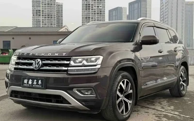 Volkswagen Volkswagen Sagitar в цвете и кузовом – это идеальный выбор среди китайских автомобилей. Доступная цена и надежность гарантированы.
