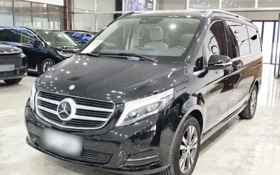 Mercedes-Benz Mercedes-Benz C-Class в цвете и кузовом – это идеальный выбор среди китайских автомобилей. Доступная цена и надежность гарантированы.