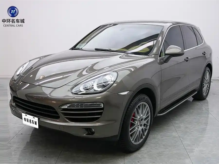 Porsche Porsche Cayenne в цвете и кузовом – это идеальный выбор среди китайских автомобилей. Доступная цена и надежность гарантированы.