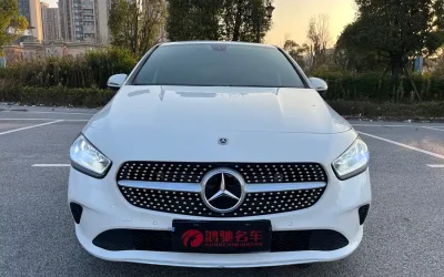 Mercedes-Benz Mercedes-Benz C-Class в цвете и кузовом – это идеальный выбор среди китайских автомобилей. Доступная цена и надежность гарантированы.