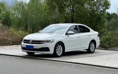 Volkswagen Volkswagen Sagitar в цвете и кузовом – это идеальный выбор среди китайских автомобилей. Доступная цена и надежность гарантированы.