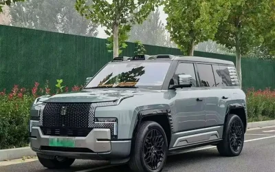 Yangwang Yangwang U8 в цвете и кузовом – это идеальный выбор среди китайских автомобилей. Доступная цена и надежность гарантированы.