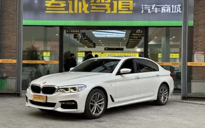 BMW BMW 3 Series в цвете и кузовом – это идеальный выбор среди китайских автомобилей. Доступная цена и надежность гарантированы.