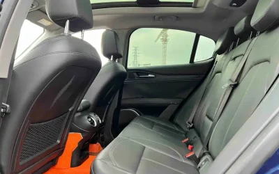 MINI MINI в цвете и кузовом – это идеальный выбор среди китайских автомобилей. Доступная цена и надежность гарантированы.