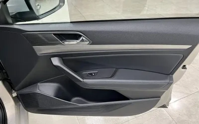 Volkswagen Volkswagen Sagitar в цвете и кузовом – это идеальный выбор среди китайских автомобилей. Доступная цена и надежность гарантированы.