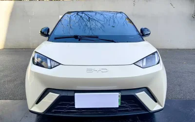 BYD BYD Song L DM-i в цвете и кузовом – это идеальный выбор среди китайских автомобилей. Доступная цена и надежность гарантированы.