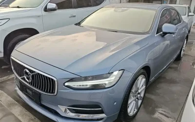 Volvo volvo XC40 recharge в цвете и кузовом – это идеальный выбор среди китайских автомобилей. Доступная цена и надежность гарантированы.