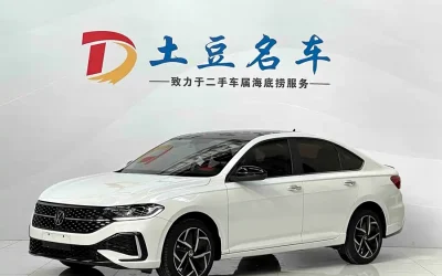 Volkswagen Volkswagen Passat в цвете и кузовом – это идеальный выбор среди китайских автомобилей. Доступная цена и надежность гарантированы.