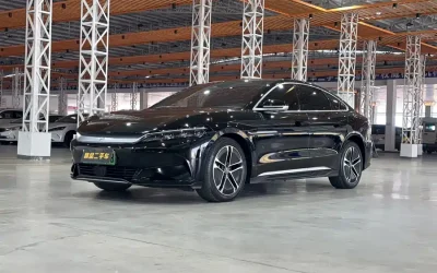 BYD BYD Song L DM-i в цвете и кузовом – это идеальный выбор среди китайских автомобилей. Доступная цена и надежность гарантированы.