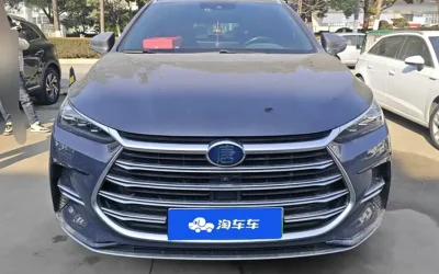 BYD BYD Song L DM-i в цвете и кузовом – это идеальный выбор среди китайских автомобилей. Доступная цена и надежность гарантированы.
