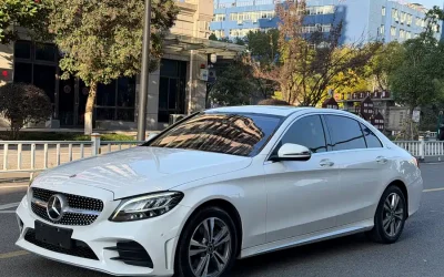 Mercedes-Benz Mercedes-Benz C-Class в цвете и кузовом – это идеальный выбор среди китайских автомобилей. Доступная цена и надежность гарантированы.