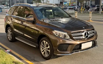 Mercedes-Benz Mercedes-Benz E-Class в цвете и кузовом – это идеальный выбор среди китайских автомобилей. Доступная цена и надежность гарантированы.