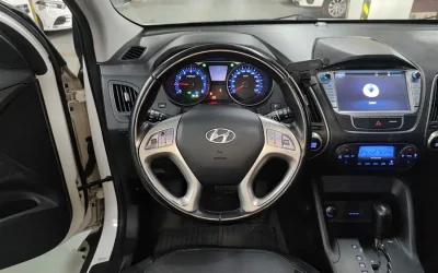Hyundai Hyundai Elantra в цвете и кузовом – это идеальный выбор среди китайских автомобилей. Доступная цена и надежность гарантированы.