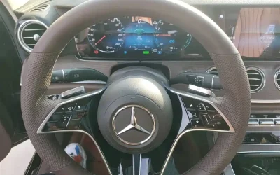 Mercedes-Benz Mercedes-Benz E-Class в цвете и кузовом – это идеальный выбор среди китайских автомобилей. Доступная цена и надежность гарантированы.