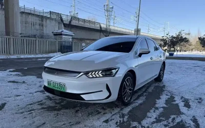 BYD BYD Song L DM-i в цвете и кузовом – это идеальный выбор среди китайских автомобилей. Доступная цена и надежность гарантированы.