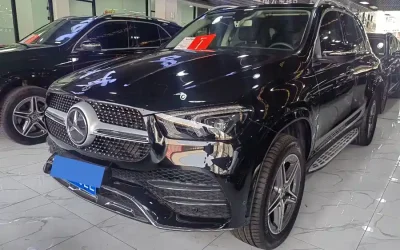 Mercedes-Benz Mercedes-Benz E-Class в цвете и кузовом – это идеальный выбор среди китайских автомобилей. Доступная цена и надежность гарантированы.
