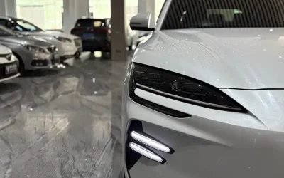 BYD BYD Seal 05 DM-i в цвете и кузовом – это идеальный выбор среди китайских автомобилей. Доступная цена и надежность гарантированы.