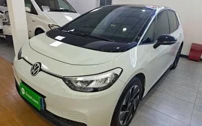 Volkswagen Volkswagen Lavida в цвете и кузовом – это идеальный выбор среди китайских автомобилей. Доступная цена и надежность гарантированы.