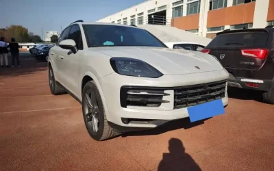 Porsche Porsche Cayenne в цвете и кузовом – это идеальный выбор среди китайских автомобилей. Доступная цена и надежность гарантированы.