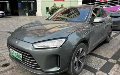 Audi Audi A8 в цвете и кузовом – это идеальный выбор среди китайских автомобилей. Доступная цена и надежность гарантированы.