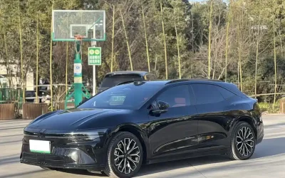 Audi Audi A8 в цвете и кузовом – это идеальный выбор среди китайских автомобилей. Доступная цена и надежность гарантированы.