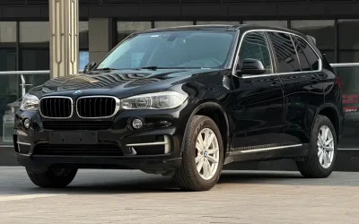 BMW BMW 3 Series в цвете и кузовом – это идеальный выбор среди китайских автомобилей. Доступная цена и надежность гарантированы.