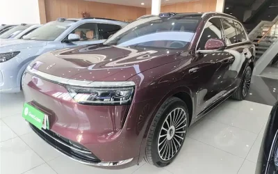 Audi Audi A8 в цвете и кузовом – это идеальный выбор среди китайских автомобилей. Доступная цена и надежность гарантированы.
