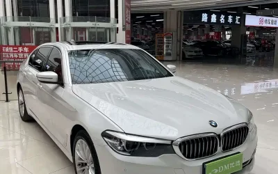 BMW BMW 3 Series в цвете и кузовом – это идеальный выбор среди китайских автомобилей. Доступная цена и надежность гарантированы.