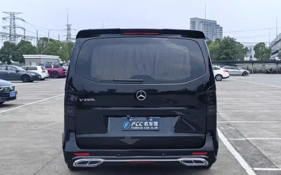 Mercedes-Benz Mercedes-Benz E-Class в цвете и кузовом – это идеальный выбор среди китайских автомобилей. Доступная цена и надежность гарантированы.