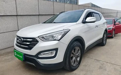 Hyundai Hyundai Elantra в цвете и кузовом – это идеальный выбор среди китайских автомобилей. Доступная цена и надежность гарантированы.