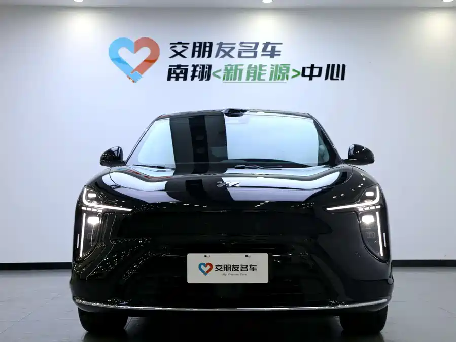 IM Motors IM LS6 в цвете и кузовом – это идеальный выбор среди китайских автомобилей. Доступная цена и надежность гарантированы.