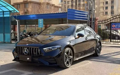 Mercedes-Benz Mercedes-Benz E-Class в цвете и кузовом – это идеальный выбор среди китайских автомобилей. Доступная цена и надежность гарантированы.