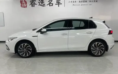 Volkswagen Volkswagen Sagitar в цвете и кузовом – это идеальный выбор среди китайских автомобилей. Доступная цена и надежность гарантированы.