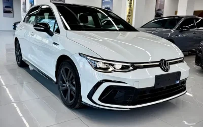 Volkswagen Volkswagen Lavida в цвете и кузовом – это идеальный выбор среди китайских автомобилей. Доступная цена и надежность гарантированы.