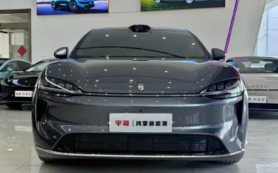 LUXEED AITO R7 в цвете и кузовом – это идеальный выбор среди китайских автомобилей. Доступная цена и надежность гарантированы.