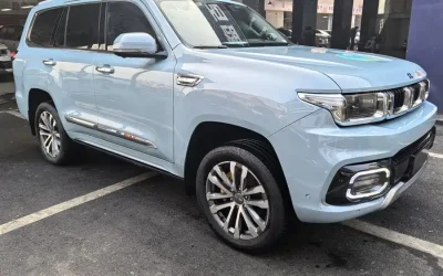 Beijing Off-road BAIC BJ40 в цвете и кузовом – это идеальный выбор среди китайских автомобилей. Доступная цена и надежность гарантированы.
