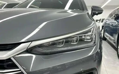 BYD BYD Song L DM-i в цвете и кузовом – это идеальный выбор среди китайских автомобилей. Доступная цена и надежность гарантированы.