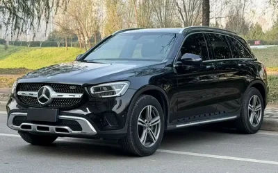 Mercedes-Benz Mercedes-Benz C-Class в цвете и кузовом – это идеальный выбор среди китайских автомобилей. Доступная цена и надежность гарантированы.