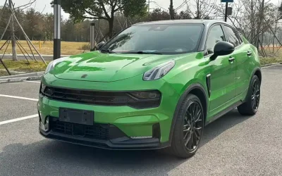 Lynk & Co Lynk & Co 02 в цвете и кузовом – это идеальный выбор среди китайских автомобилей. Доступная цена и надежность гарантированы.