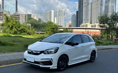 Honda Honda Jade в цвете и кузовом – это идеальный выбор среди китайских автомобилей. Доступная цена и надежность гарантированы.