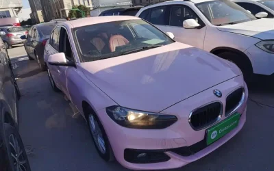 BMW BMW 3 Series в цвете и кузовом – это идеальный выбор среди китайских автомобилей. Доступная цена и надежность гарантированы.