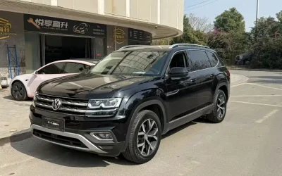 Volkswagen Volkswagen Jetta в цвете и кузовом – это идеальный выбор среди китайских автомобилей. Доступная цена и надежность гарантированы.
