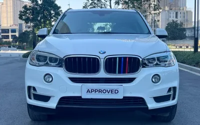 BMW BMW 3 Series в цвете и кузовом – это идеальный выбор среди китайских автомобилей. Доступная цена и надежность гарантированы.