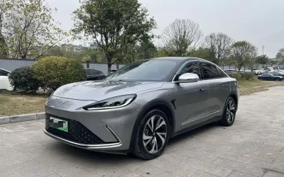 Toyota Toyota Levin в цвете и кузовом – это идеальный выбор среди китайских автомобилей. Доступная цена и надежность гарантированы.